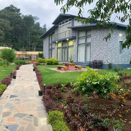 Silvertip Cafe & Homestay Kotagiri Esterno foto