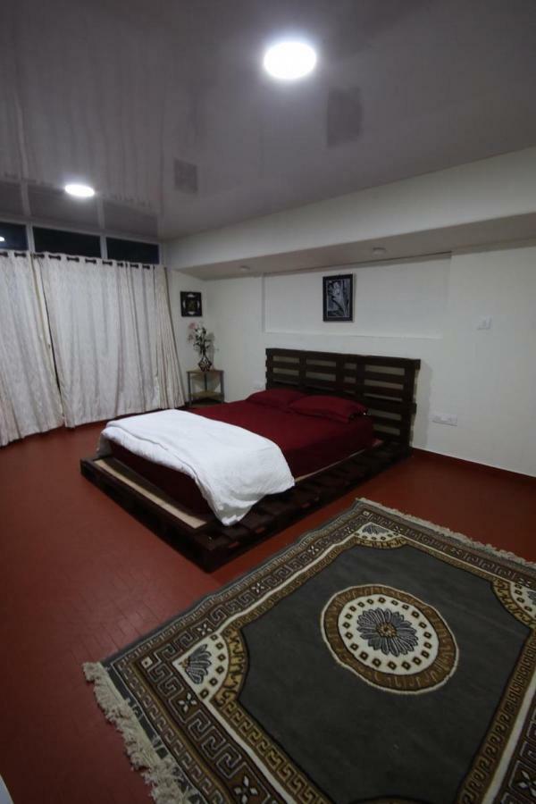 Silvertip Cafe & Homestay Kotagiri Esterno foto