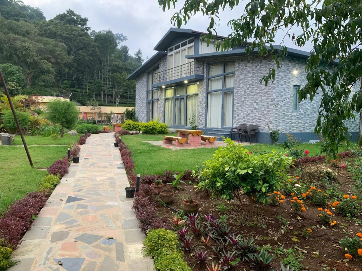 Silvertip Cafe & Homestay Kotagiri Esterno foto